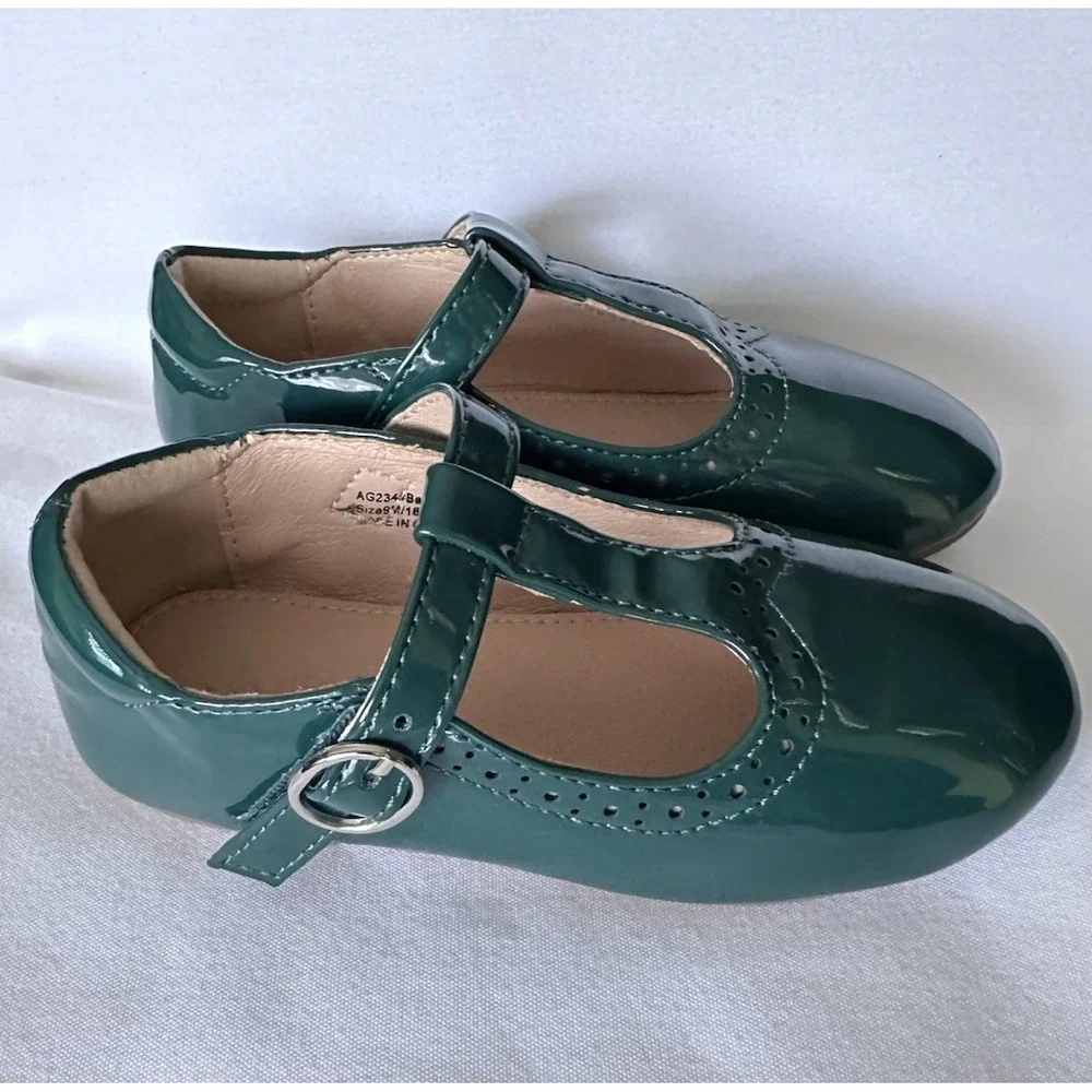 thee‎ bron Dark Green Faux Patent Leather Mary Jane Style Shoes Girls 9 EUC